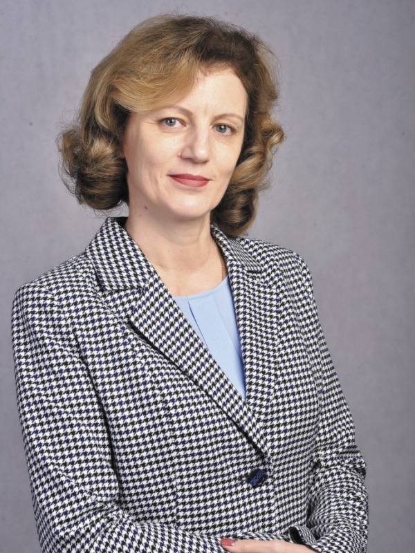 Шутова Елена Назибовна.